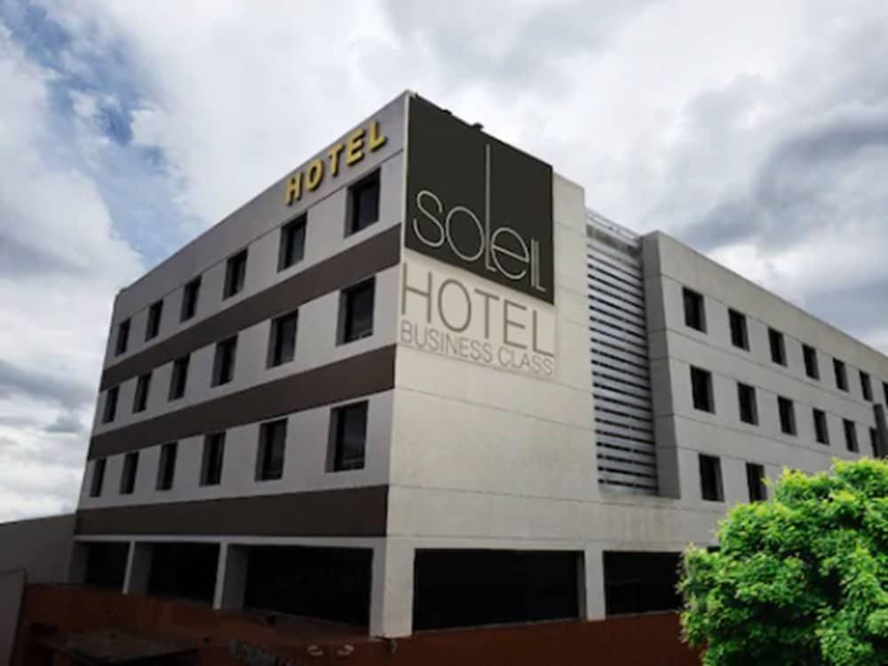 Hotel Soleil Business Class Celaya Celaya  Extérieur photo
